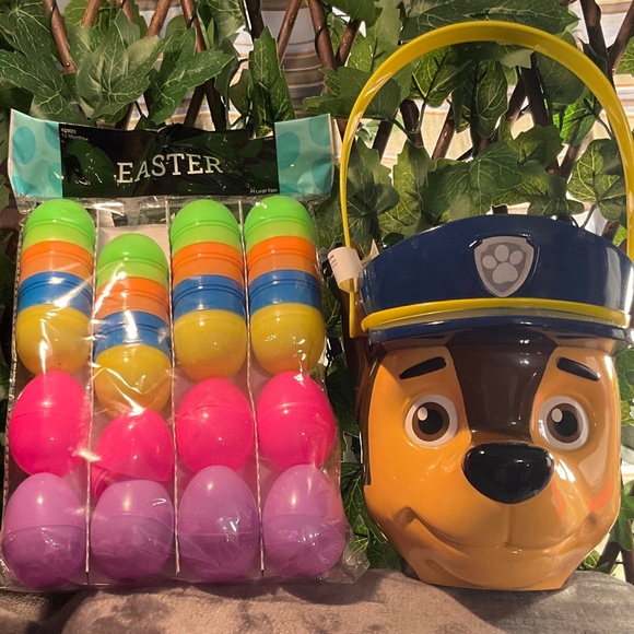New Paw Patrol Chase Easter/HalloweenBucket & 24 Easter Eggs - Picture 2 of 14